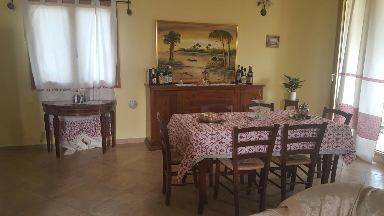 Villa Renzo E Lucia Sant Isidoro  Εξωτερικό φωτογραφία