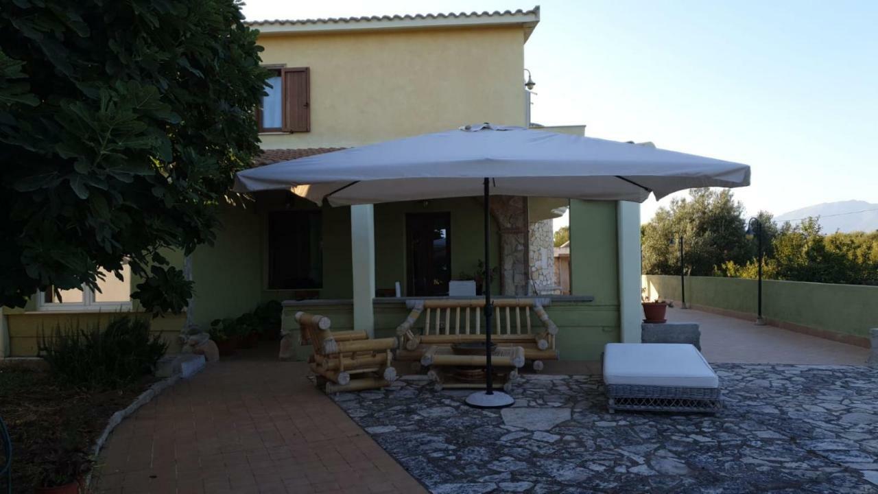 Villa Renzo E Lucia Sant Isidoro  Εξωτερικό φωτογραφία